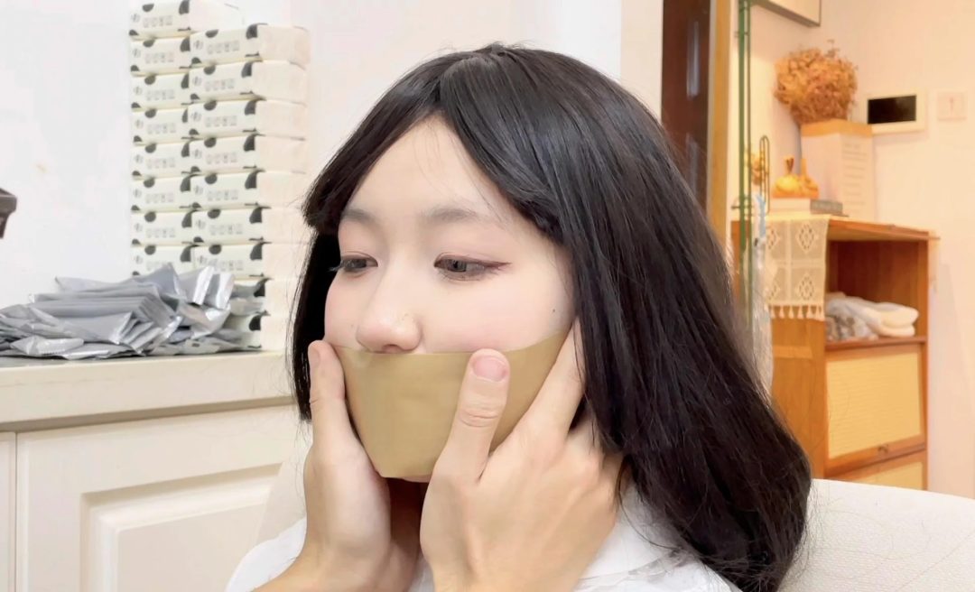 【小怀】 胶带 固定在椅子上 胶带封嘴-3