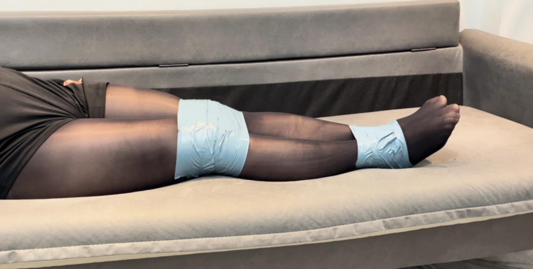 【缚艺录】【小沐】欧美胶带的捆绑+头部全包-6