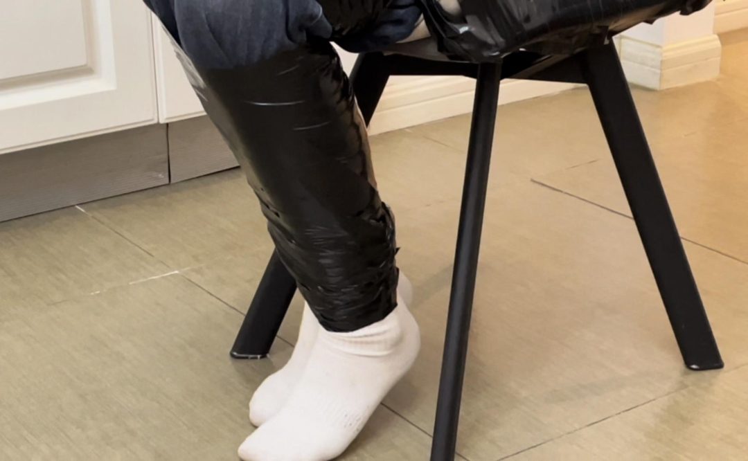 【小贺】 黑色胶带的挣扎-7