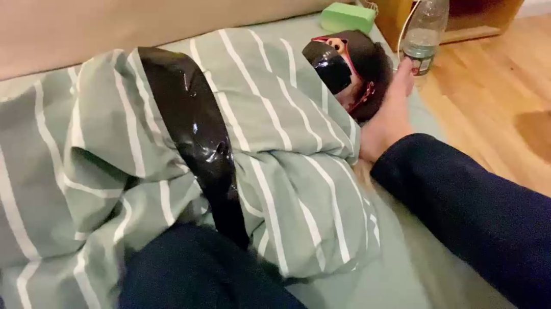 小H的全包体验2-8