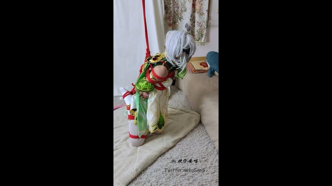 原神cos-草神纳西妲白丝驷马放置+折腿跪吊-5