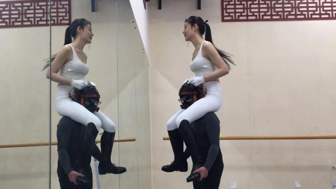 【骑圈张天爱】与胯下坐骑的羁绊-1