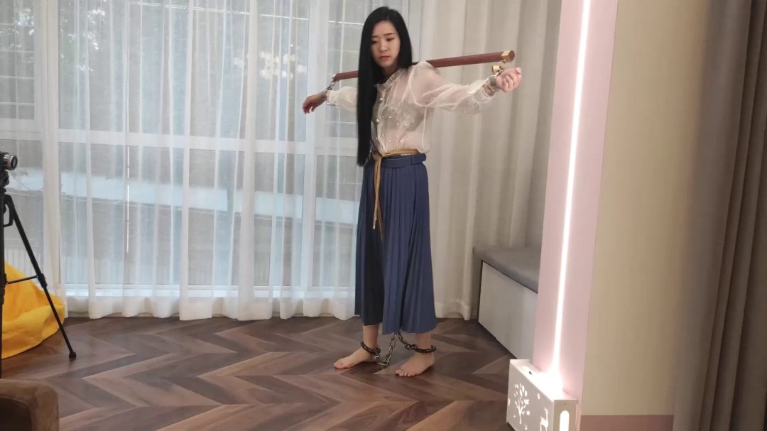 一主二奴 （下集）二奴同调 反客为主 新人小月-4