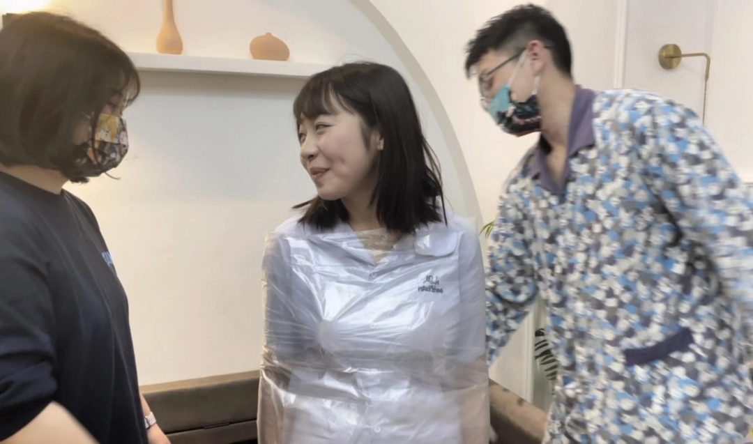 【小诺】 胶带半包，丝袜套头，胶带严实地包裹起来-1