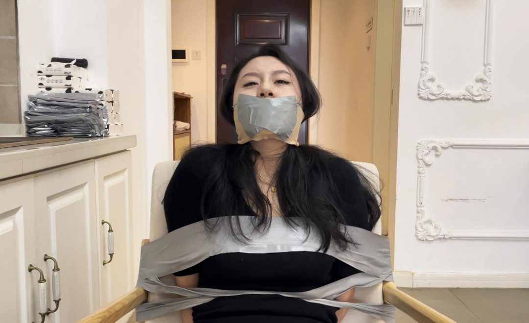 缚艺录 【小知】黑丝、胶带、椅子与多重封嘴-7