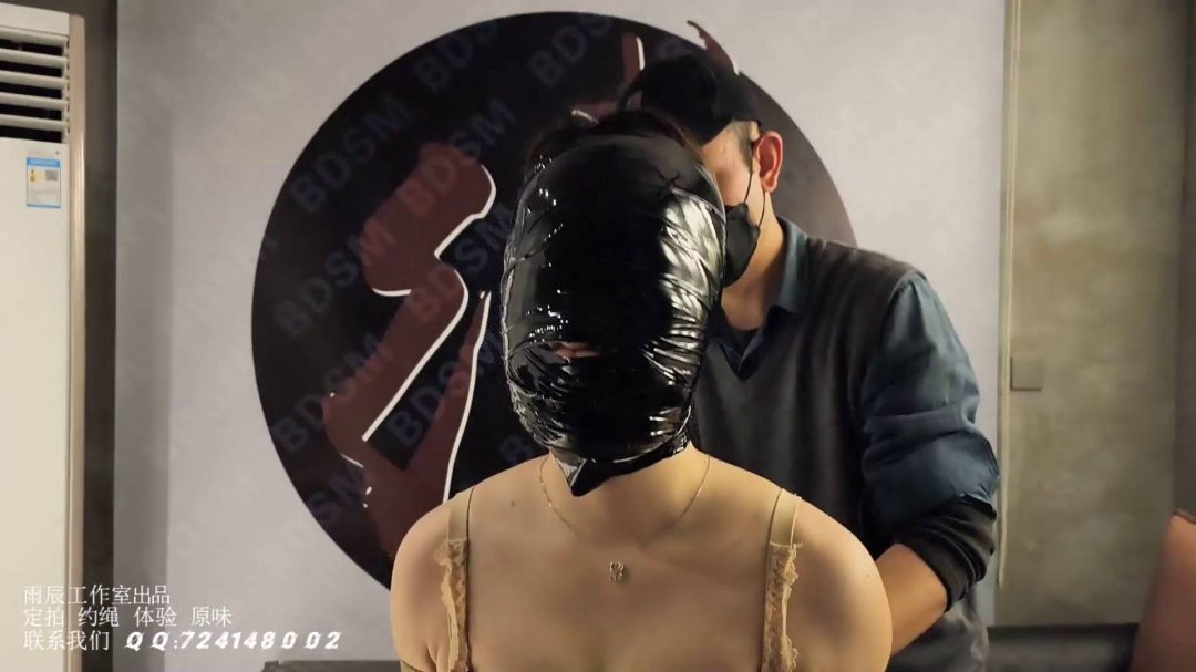 小雨露 重度惩罚 胶带包头 绑缚吊打-5