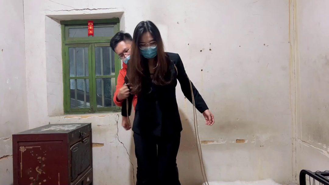 白领洋洋，被收押，即将接受判决，她将收到什么样的惩罚-1