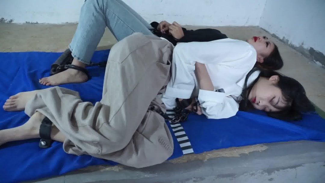 悲情教师 手铐 脚铐 赤脚 裸足 结绳而治 中式五花-5