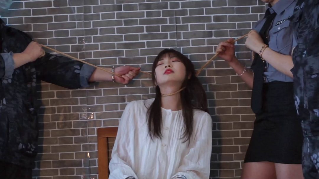 顽抗到底的诗颖-3