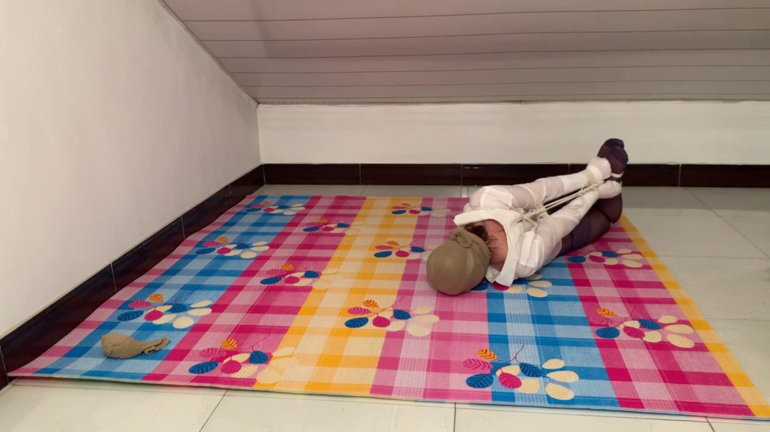 倒霉的女职员-4