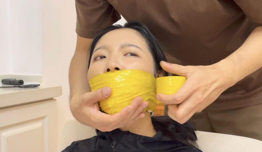 【小橙】【招模特】椅子上的白色胶带捆绑，4层胶带封嘴+丝袜蒙眼，多层封堵爱好者必看-7