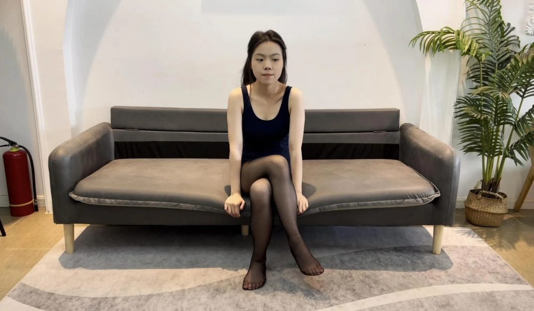 【小灵】银色胶带捆捆捆-1