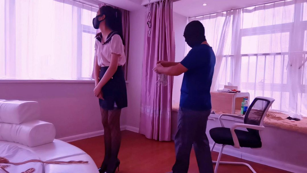 嘉宝SP超级疼痛，直接打退圈的一次！丝袜细高跟大长腿-1