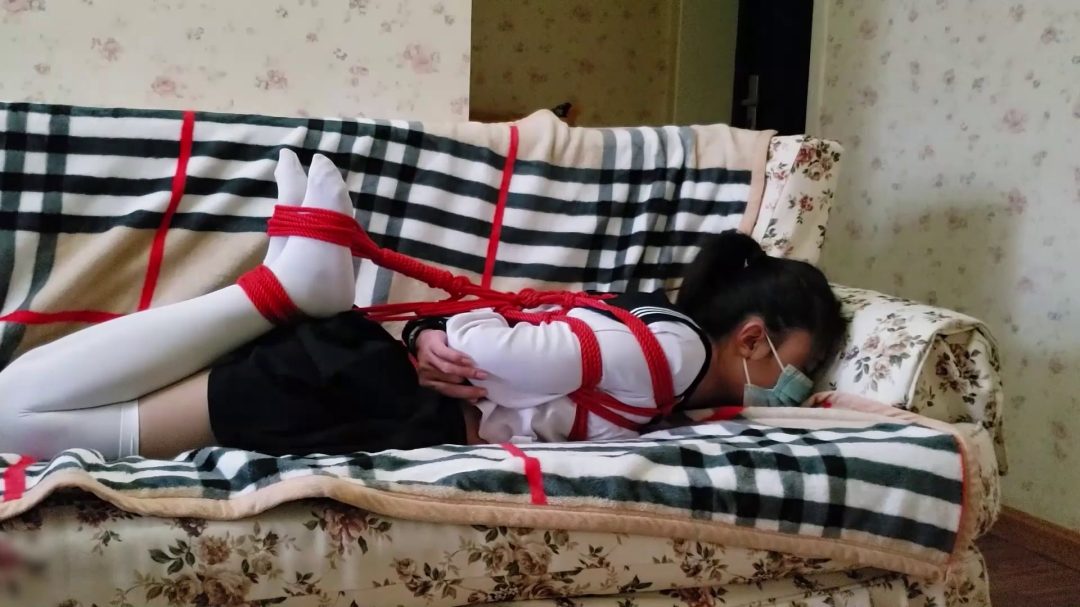 驷马紧缚 过膝白丝-1