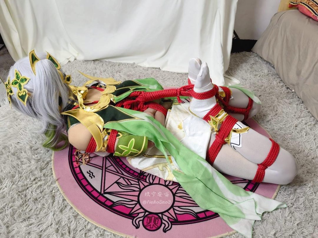 原神cos-草神纳西妲白丝驷马放置+折腿跪吊-2