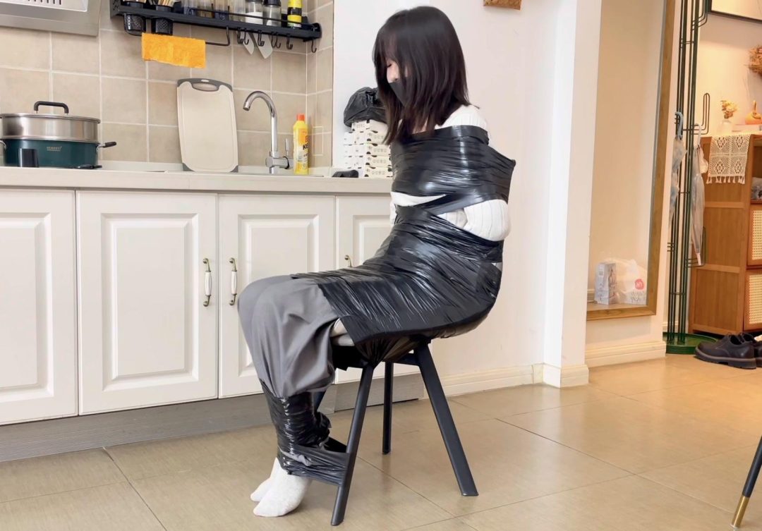 胶带捆绑体验-7