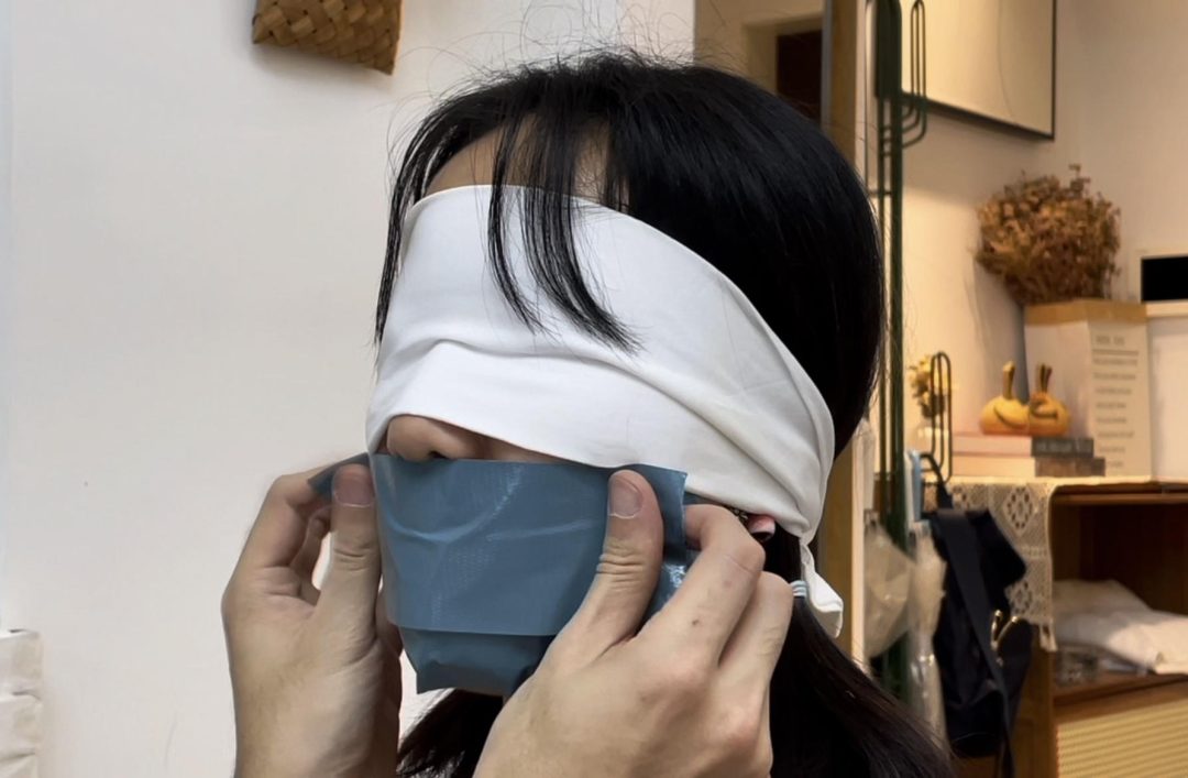 【缚艺录】【小语定拍】按照客户给的图片，做一个绳缚后手的讲解，再胶带的捆绑挣扎-7