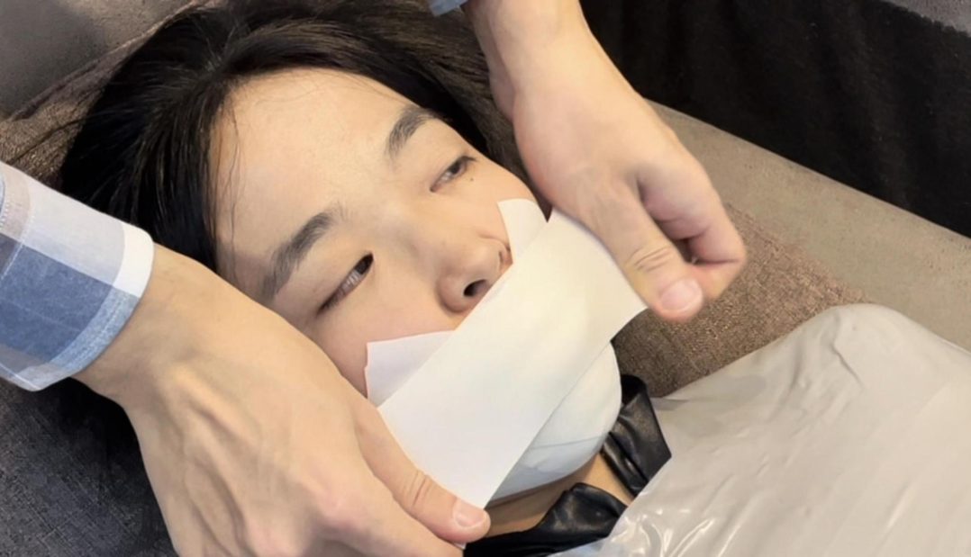 【小海】小海的胶带全包，挣脱的比较容易，所以，奖励胶带贴自己的嘴巴-6