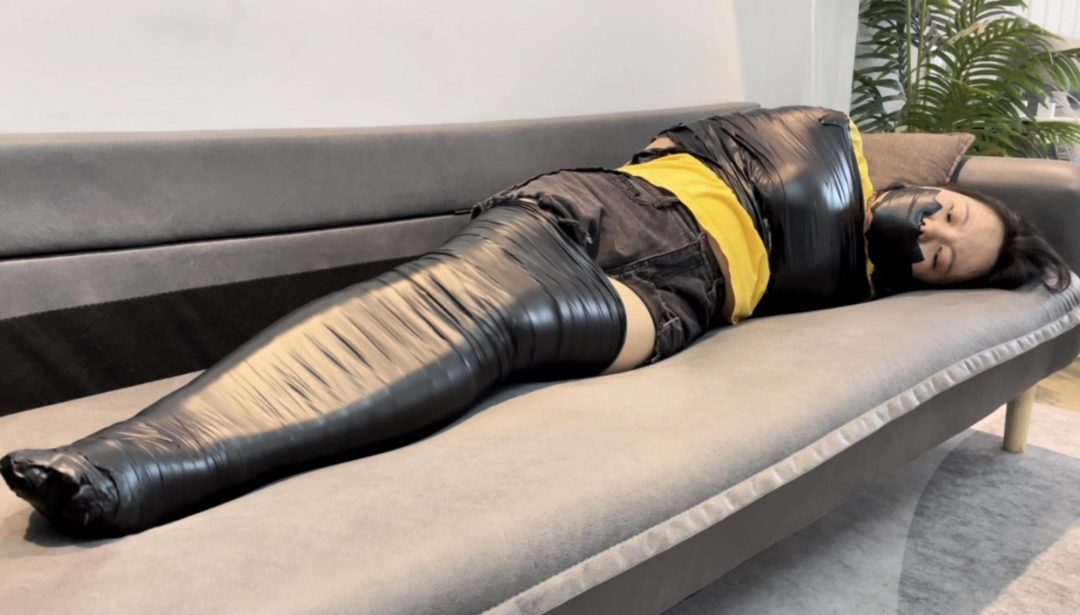 【小沐】许久不见的小沐，回归后，先来胶带狠狠地捆一波-5