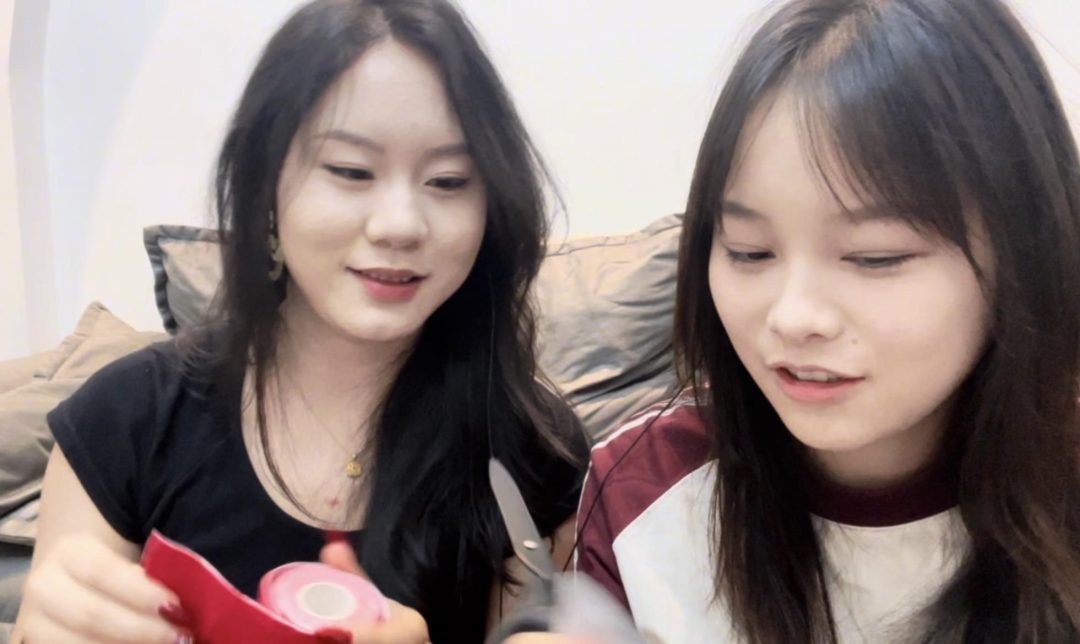 【缚艺录】【小知ASMR】双人的助眠，胶带贴贴贴-1