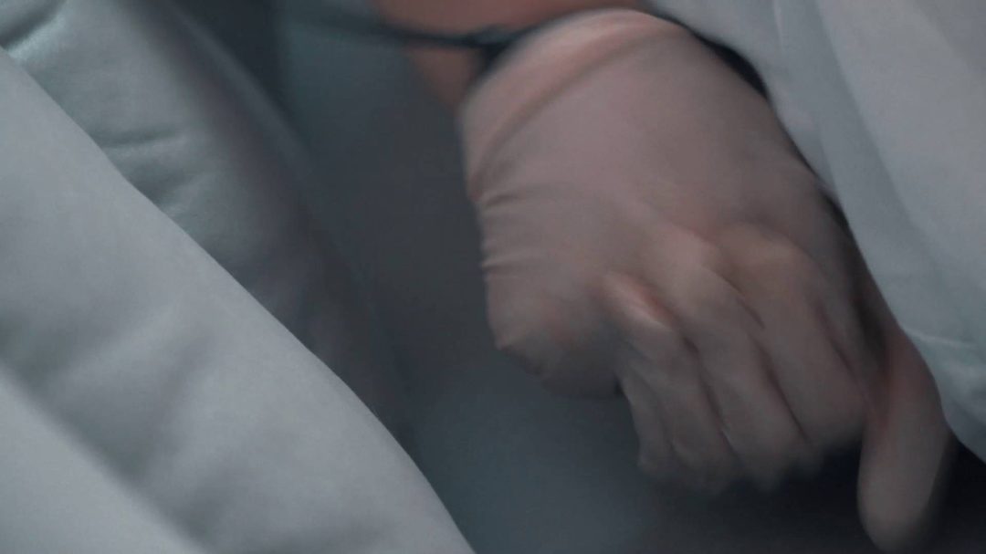 黑丝口罩胶手套小白鞋之女护士，束缚指令-7