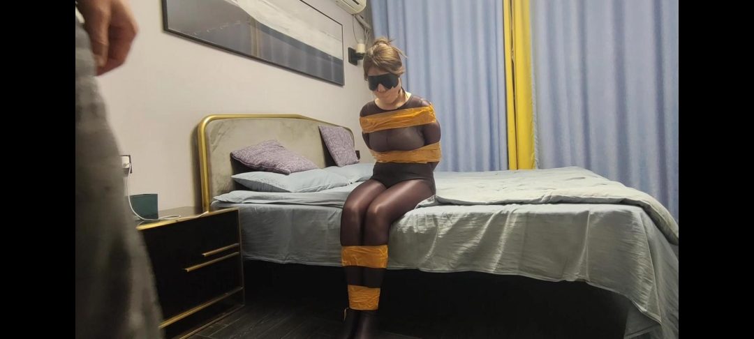 可可连体丝胶带放置-2