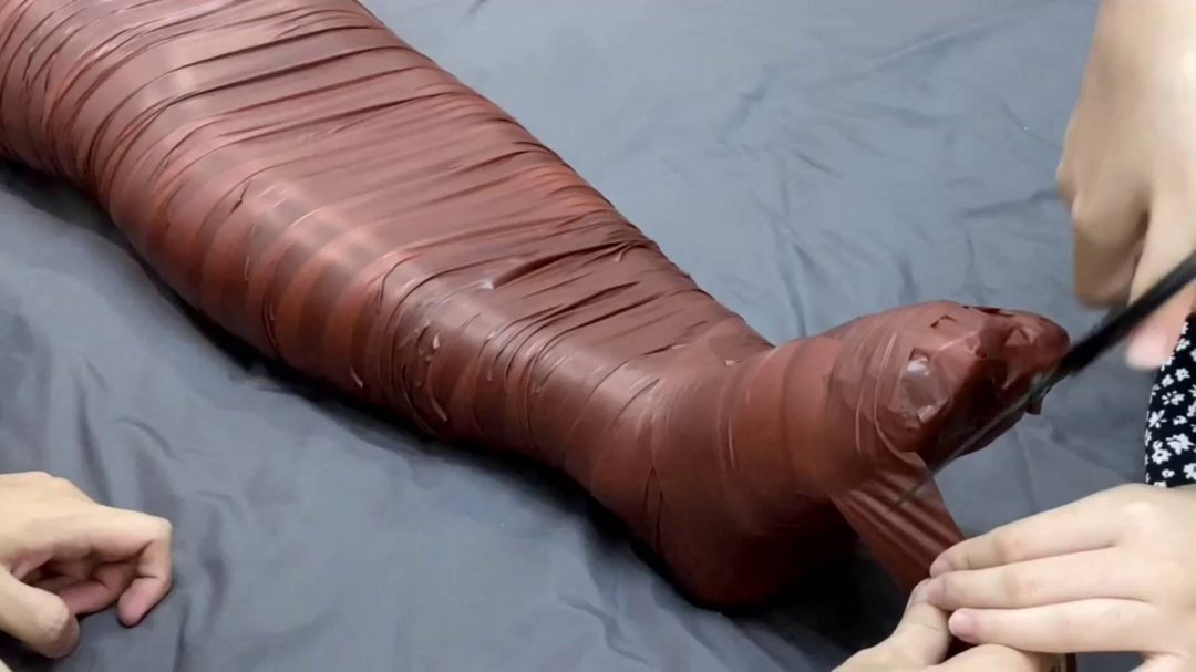 白色全身丝袜，与棕色胶带的全包-8