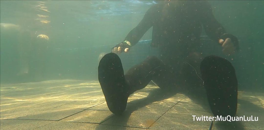 胶袜泳衣户外-10