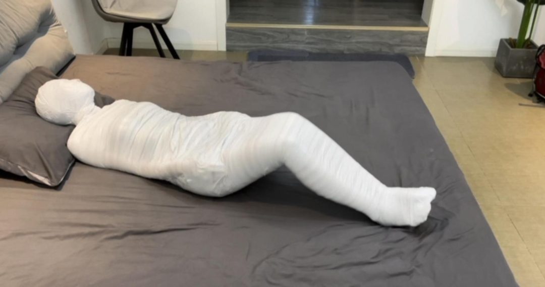 真——胶带木乃伊，小泪许久都没拍摄了，但是表现力，依然不错-5