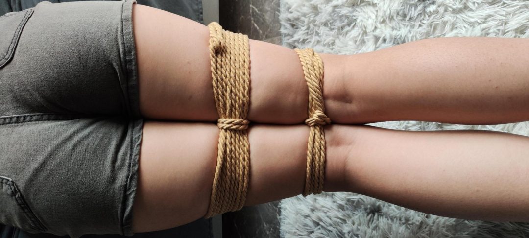 【内八】欧式直臂捆缚扎带超紧演示-1