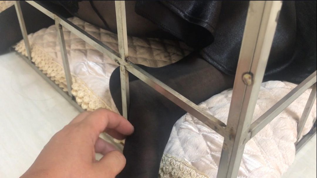 黑丝，多功能笼子，钢枷，电击，TK，口球-3