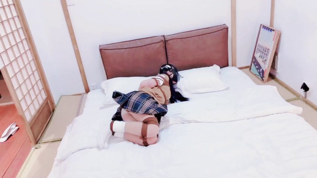 小G的和服捆绑很惊艳，肉丝、白棉袜、过膝袜藤条鞭打-3