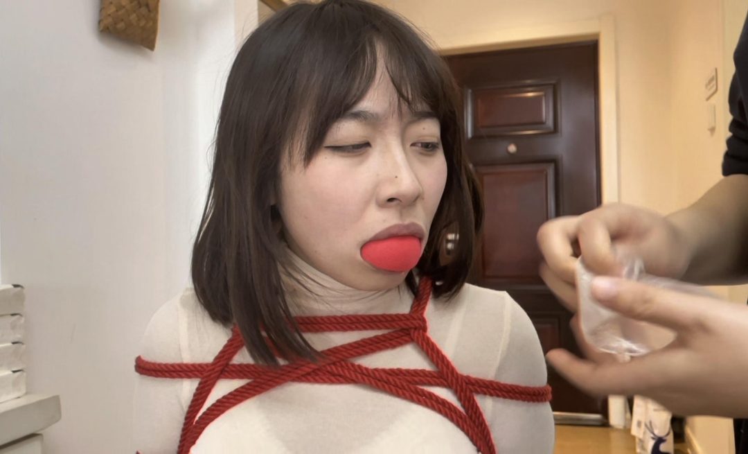 【小诺定拍】 海绵球+封嘴，黑丝小jio，挣扎度很高-12