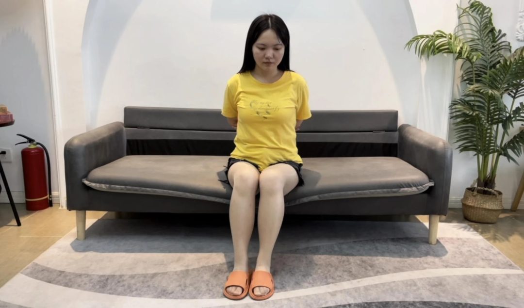 【小沐】许久不见的小沐，回归后，先来胶带狠狠地捆一波-1