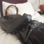 小姐姐被丝袜全包了