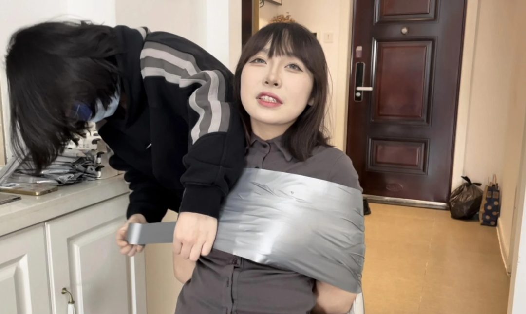 【小诺】 嘴巴就得贴的严严实实-2