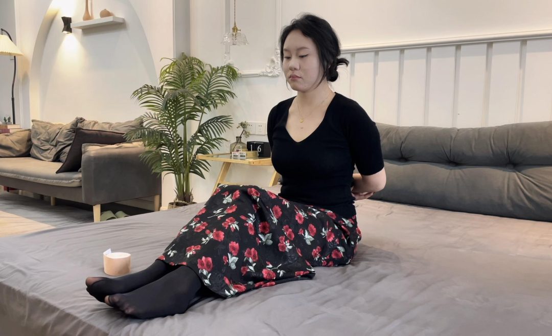 【缚艺录】【小知】日本胶带+堵嘴后的3层封嘴，“呜呜呜”-1