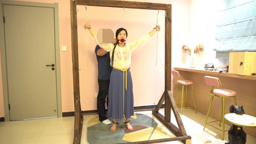 一主二奴 （下集）二奴同调 反客为主 新人小月-5