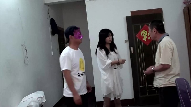 定拍漂亮小雪模特的丝巾捆绑，苏秦背剑背铐-7