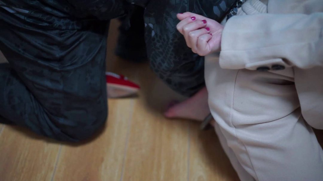 拐卖犯的末日-2