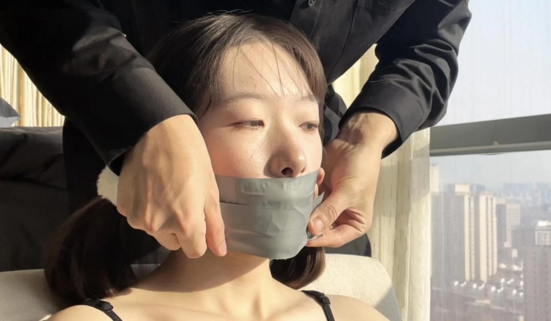 【小雪】 看腻了挣扎，换点清新口味，黑丝与白丝，在阳光下的惬意-2