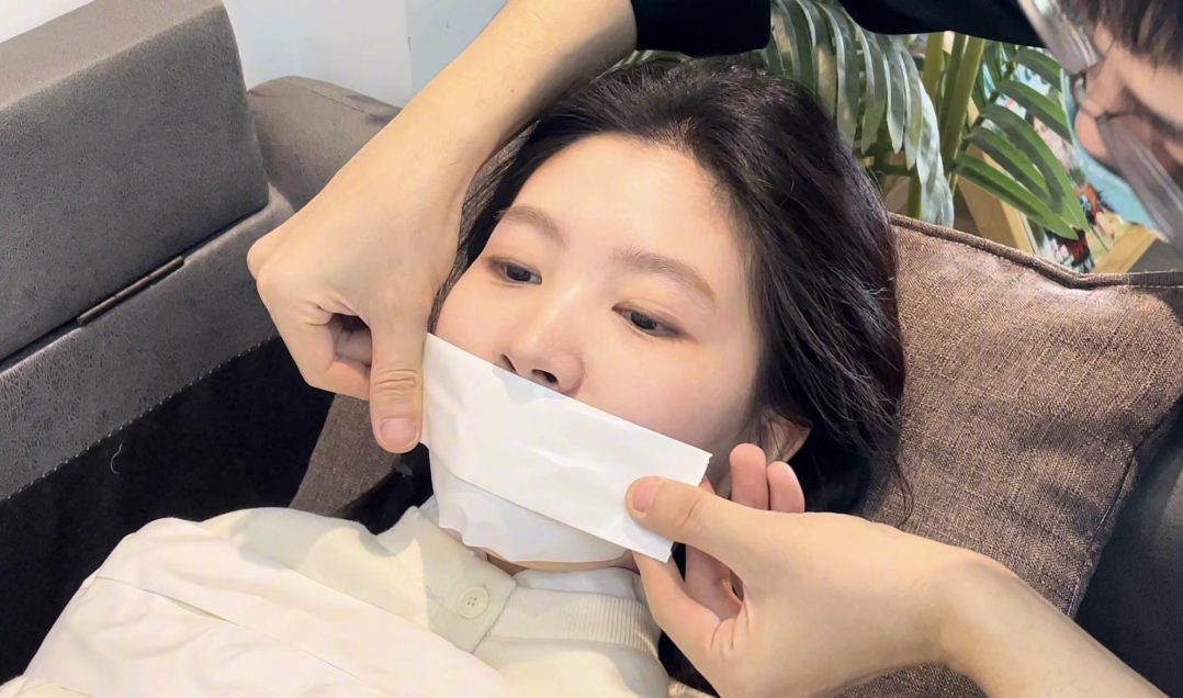 【小圆】白色胶带的束缚-3