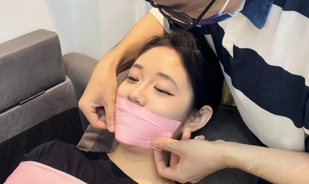 【缚艺录】【新模小树】脸蛋很像韩国美女的小树，175大长腿，粉色胶带捆绑-4