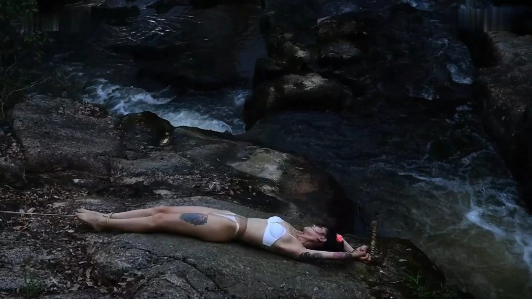 甜甜日本旅拍美束一-1