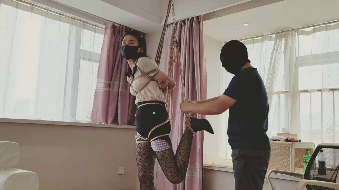 嘉宝网袜12厘米高跟，吊縛转圈-8