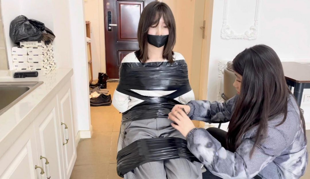 胶带捆绑体验-6