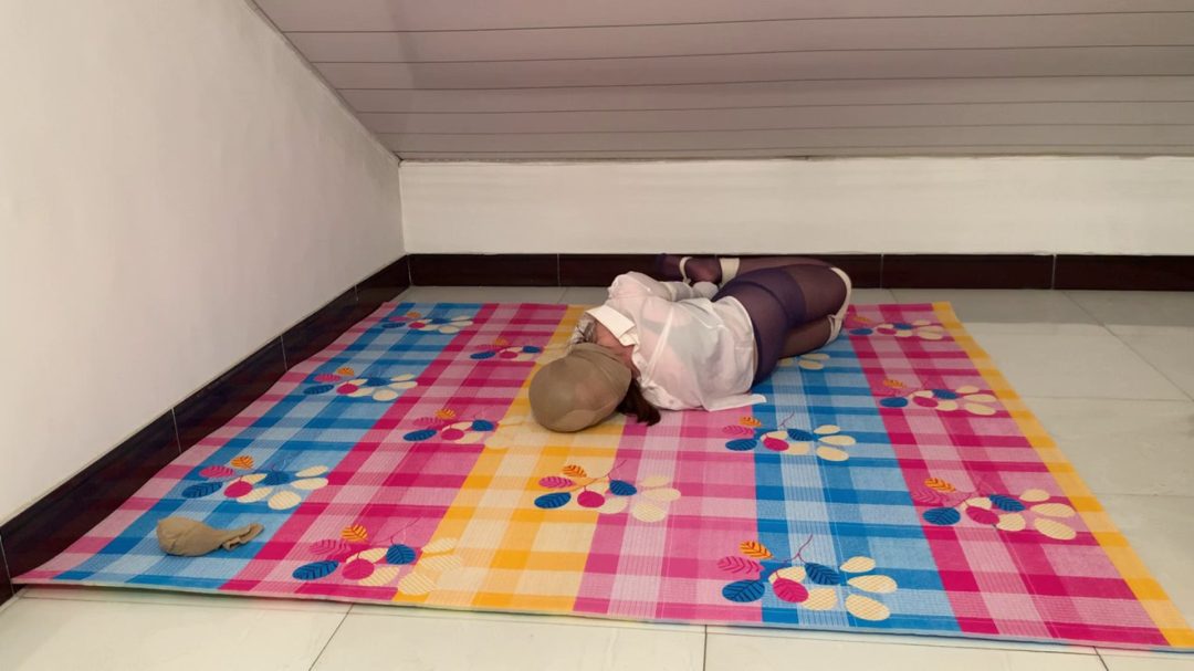 倒霉的女职员-3