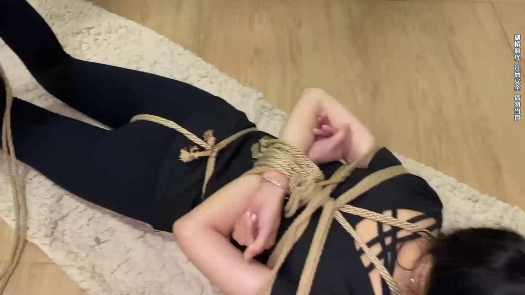 绑起来练习瑜伽 新奇有趣 保证一教就会-5