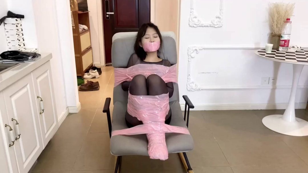 黑色全身丝袜，与粉色胶带~小雅-7