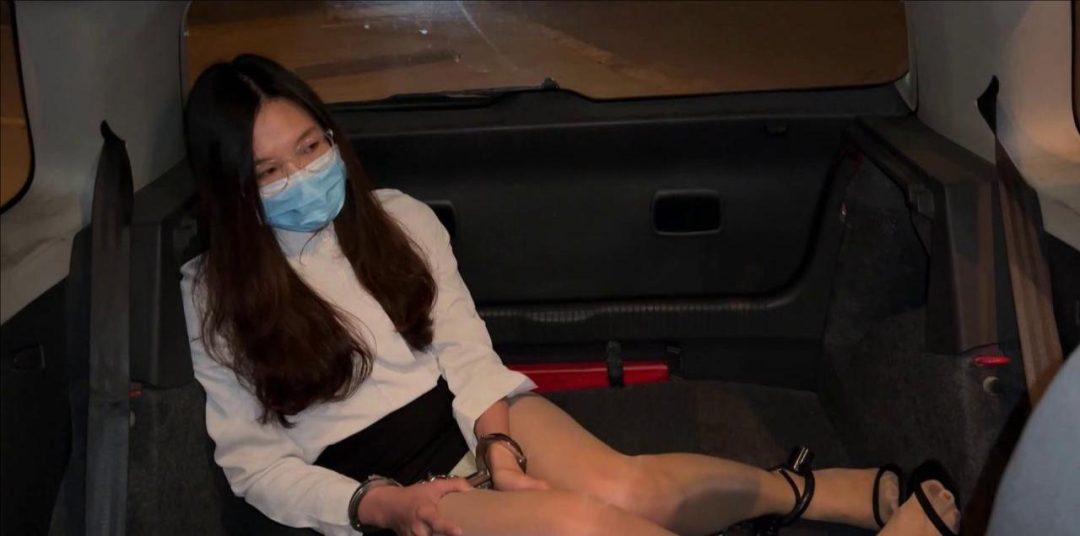 女白领洋洋酒驾 3-5